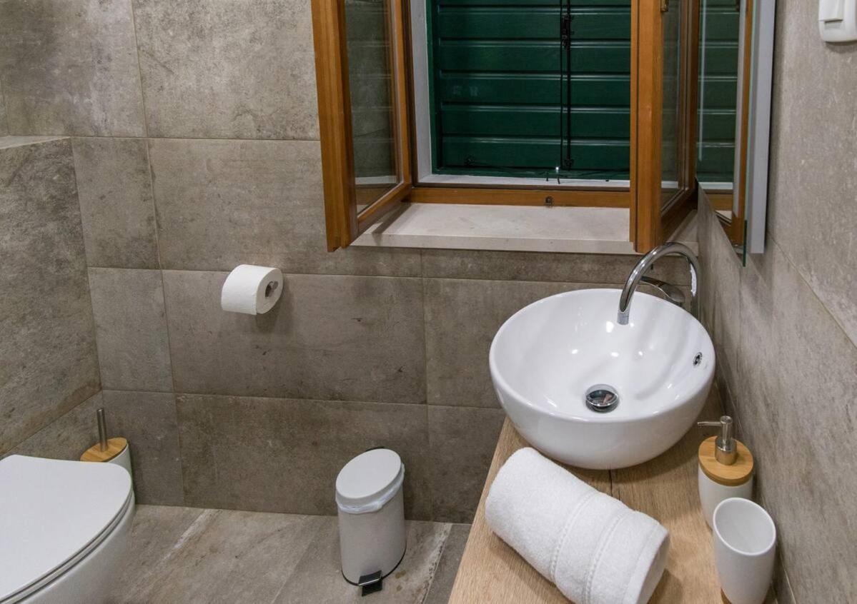 ספליט Jr Luxury Guesthouse2 מראה חיצוני תמונה