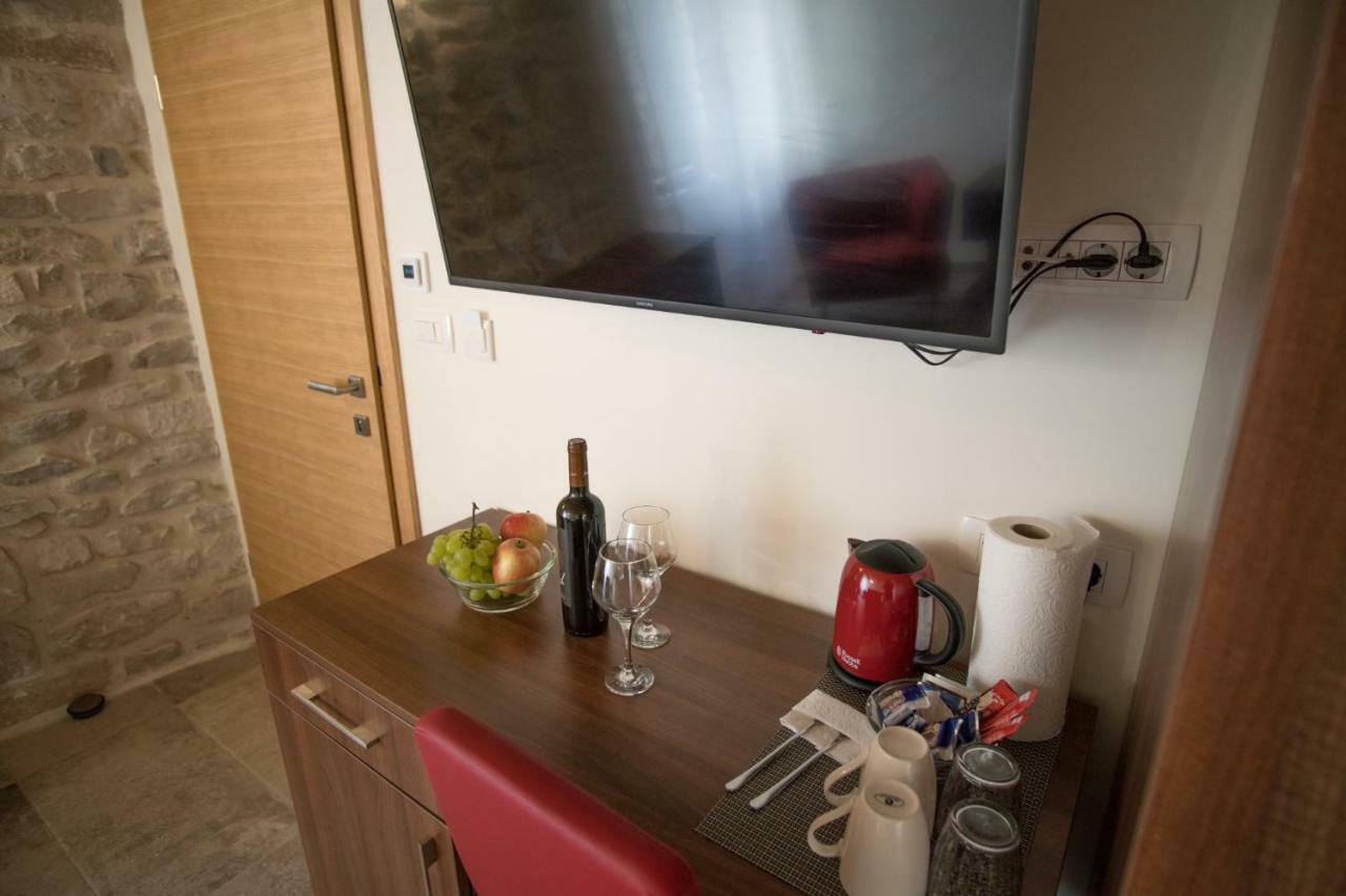 ספליט Jr Luxury Guesthouse2 מראה חיצוני תמונה