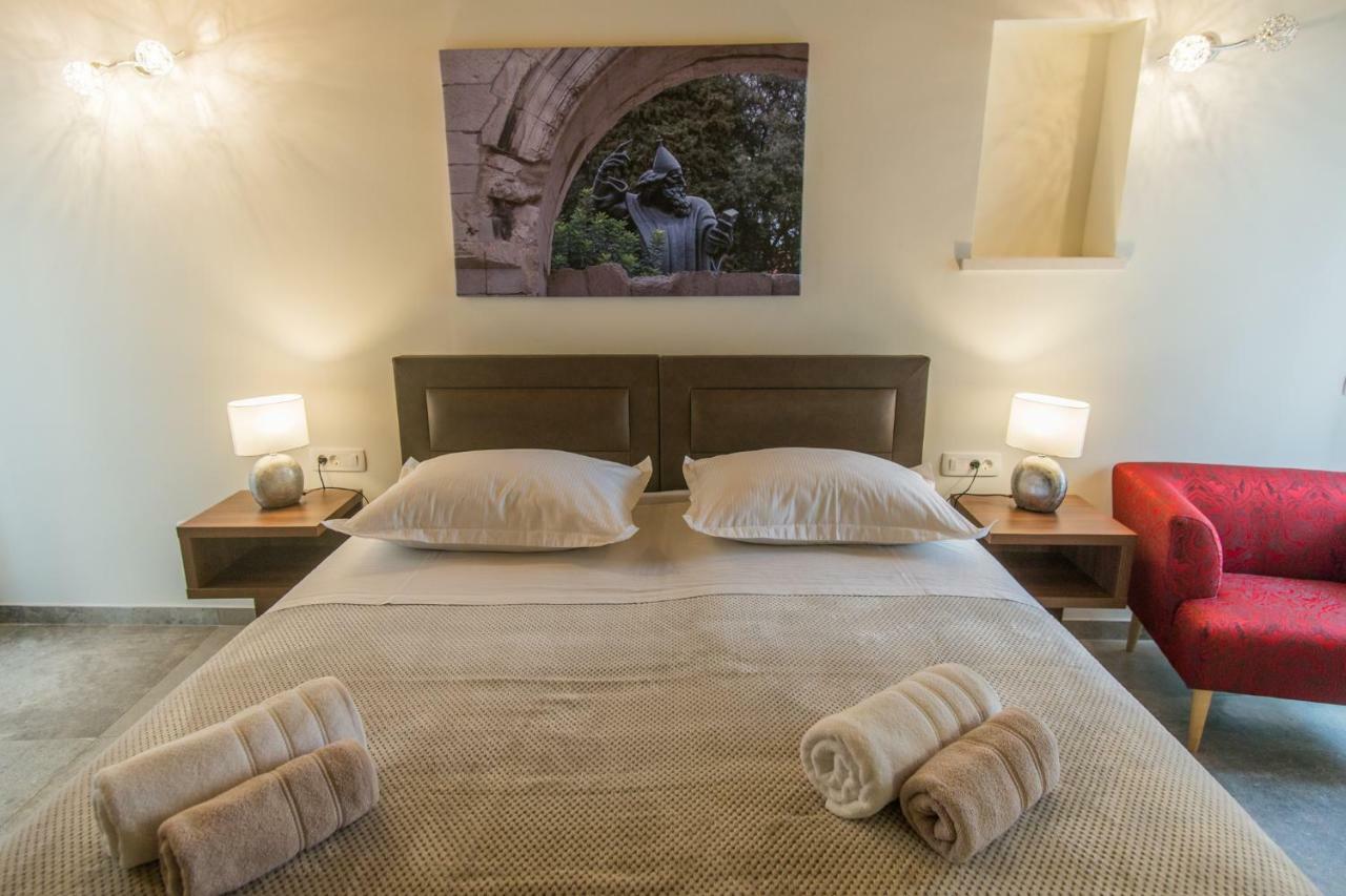 ספליט Jr Luxury Guesthouse2 מראה חיצוני תמונה