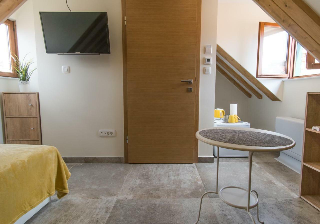 ספליט Jr Luxury Guesthouse2 מראה חיצוני תמונה